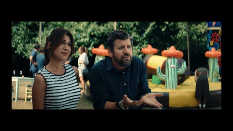 Trailer e poster di TRE DI TROPPO diretto e interpretato da Fabio De Luigi con Virginia Raffaele, al cinema dal 1 gennaio 2023