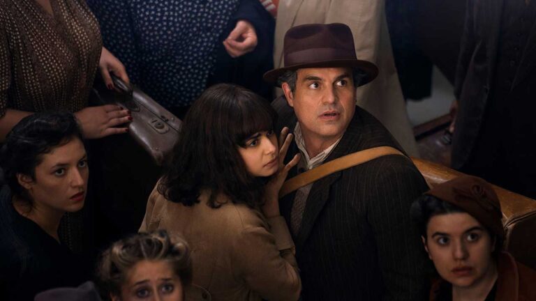 TUTTA LA LUCE CHE NON VEDIAMO- ECCO PERCHE’ DOVRESTI GUARDARE LA NUOVA SERIE NETFLIX